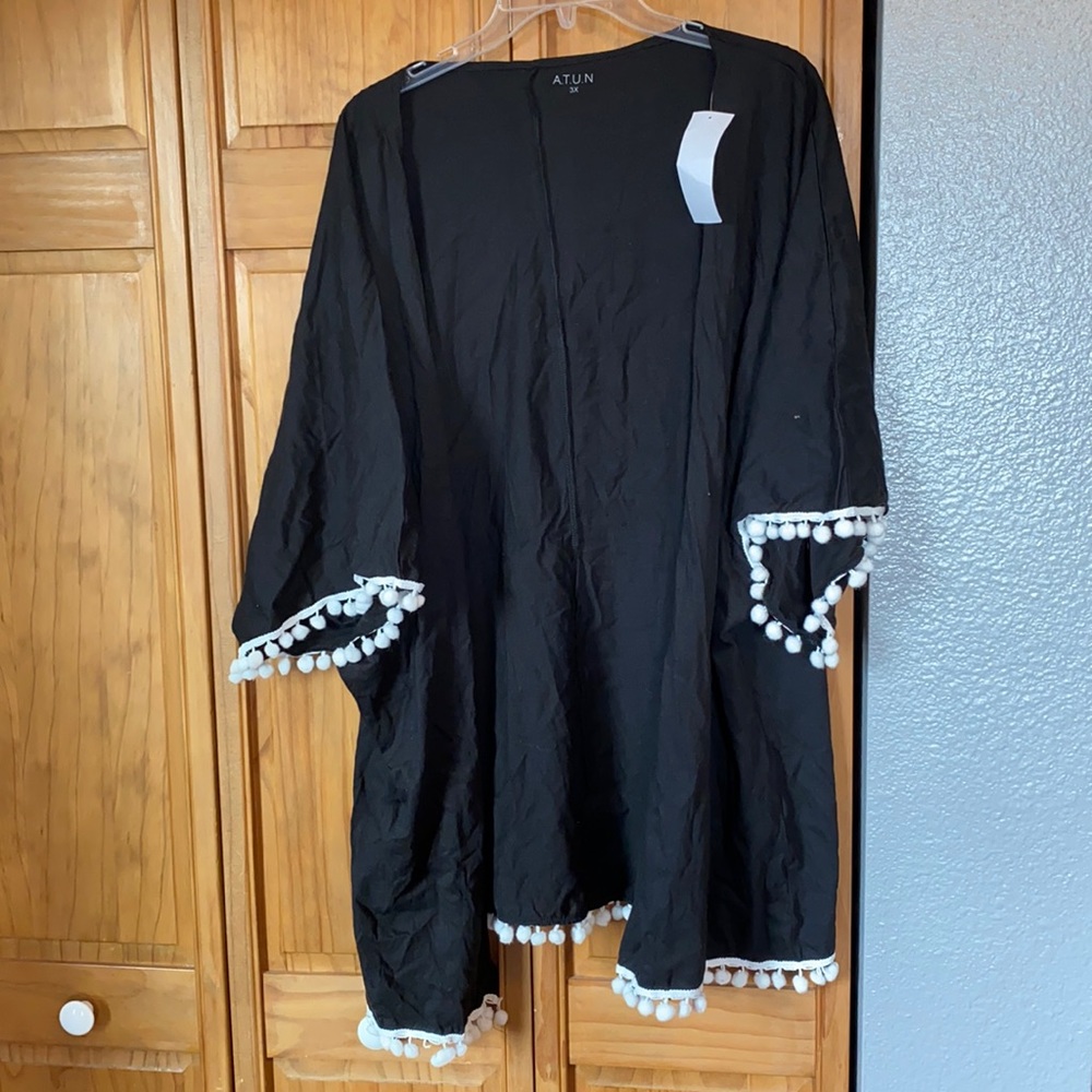 NWT A.T.U.N sweater/kimono